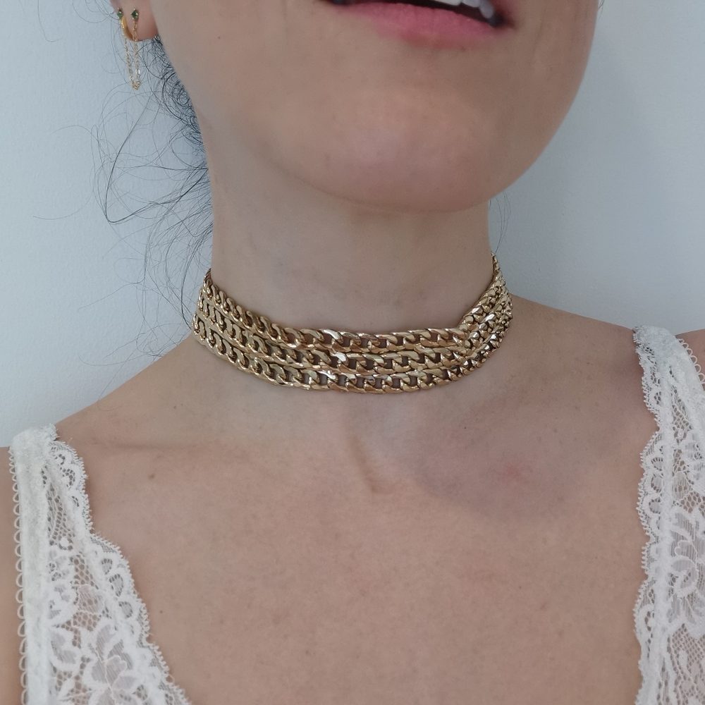 *sold* Vintage three strand gold toned choker, retro costume jewellery